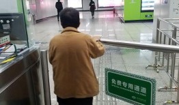 黄衣男子爆料视频播放,揭秘事件背后惊人真相