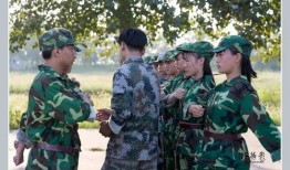 军训爆料瞬间视频下载,热血沸腾的青春剪影