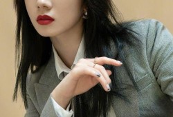 檀健次杨紫最新八卦爆料,甜蜜互动引粉丝热议